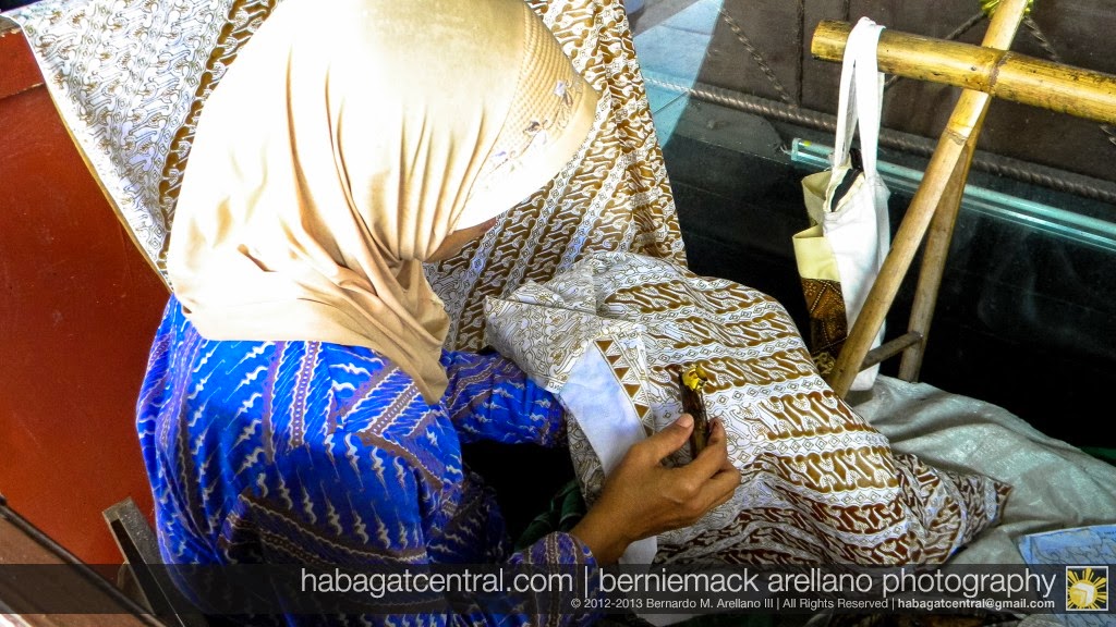 Making batik