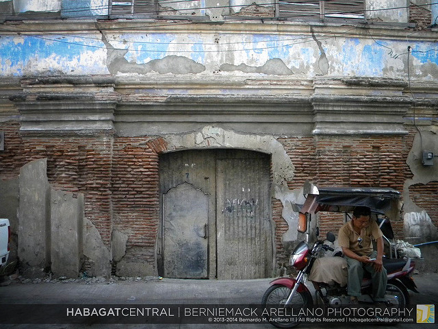 Tricycle and walls